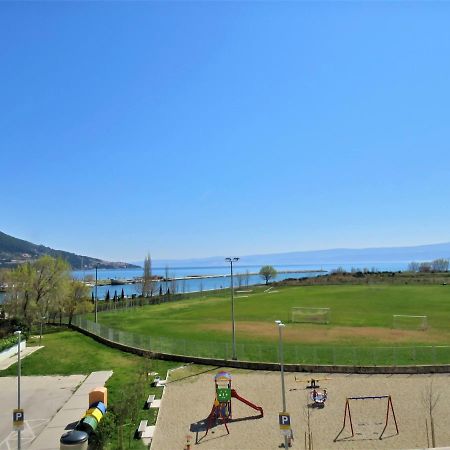 Apartment Ribnjak 10 Omiš Eksteriør billede