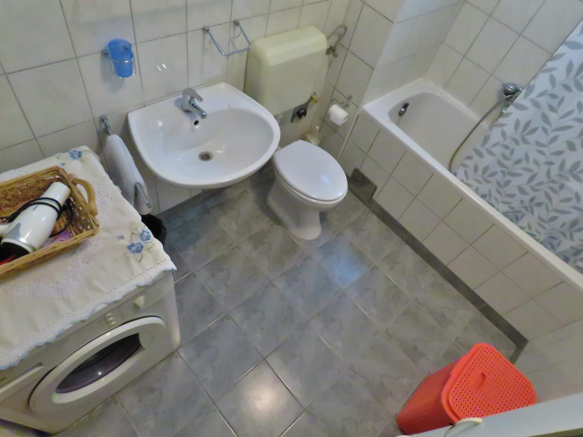 Apartment Ribnjak 10 Omiš Eksteriør billede