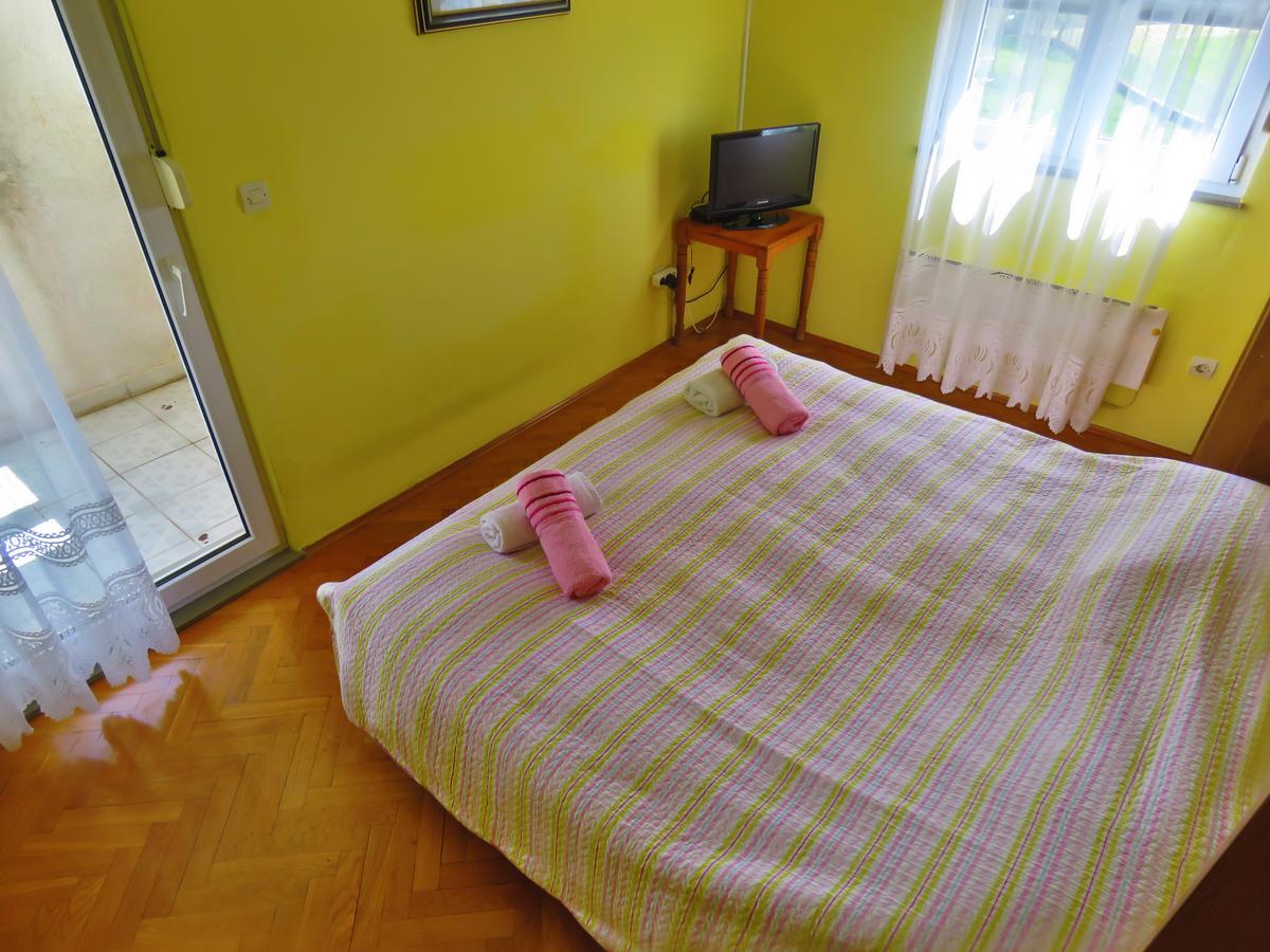 Apartment Ribnjak 10 Omiš Eksteriør billede
