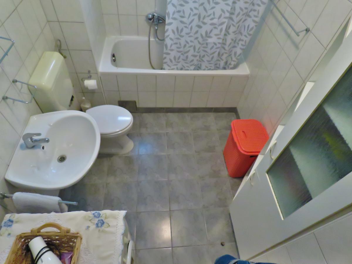 Apartment Ribnjak 10 Omiš Eksteriør billede