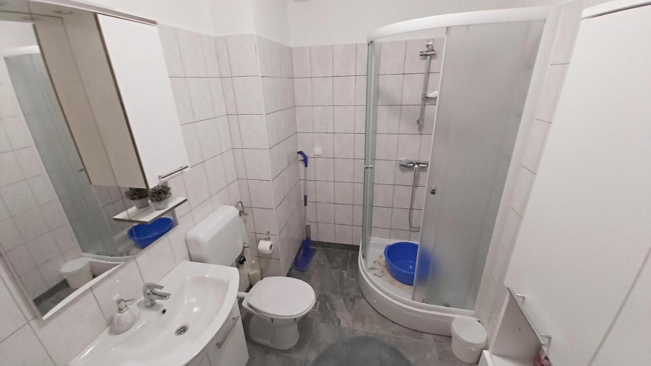 Apartment Ribnjak 10 Omiš Eksteriør billede